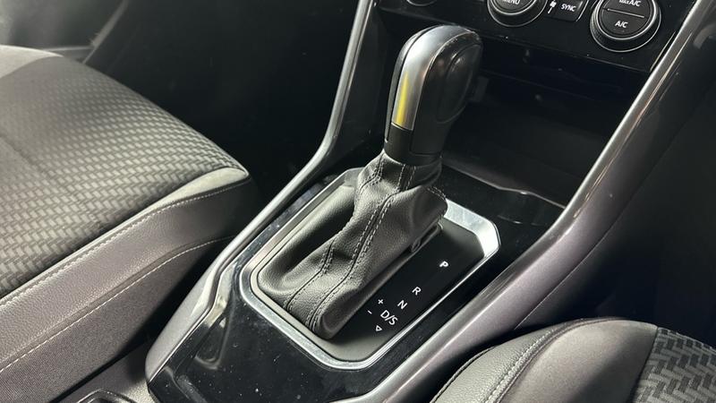 Used Volkswagen T-Roc 2019 for sale - 76625330: Photo 69