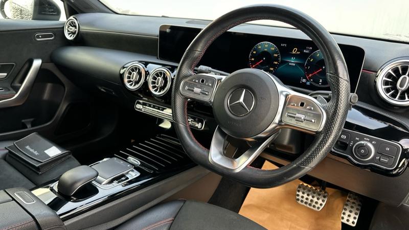 Used Mercedes-Benz A-Class 2019 for sale - 77225878: Photo 2