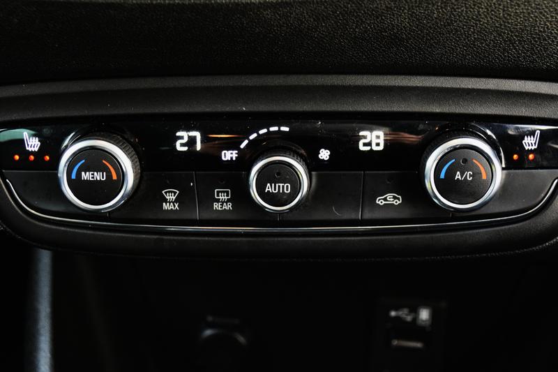 Used Vauxhall Crossland 2022 for sale - 77819607: Photo 8