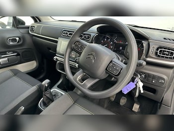 Used Citroen C3 2023 for sale - 78529783: Photo