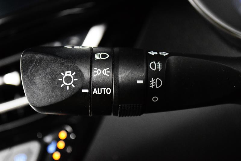 Used Toyota C-HR 2022 for sale - 76835562: Photo 17