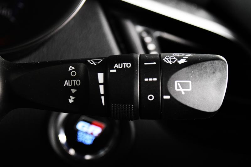 Used Toyota C-HR 2022 for sale - 76835562: Photo 19