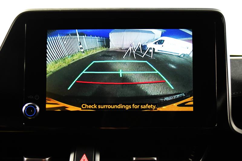 Used Toyota C-HR 2022 for sale - 76835562: Photo 3