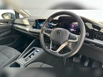 Used Volkswagen Golf 2020 for sale - 76172620: Photo