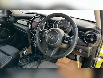 Used MINI Hatch 2022 for sale - 77747011: Photo