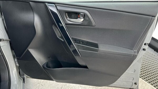 Used Toyota Auris 2018 for sale - 76089622: Photo 61