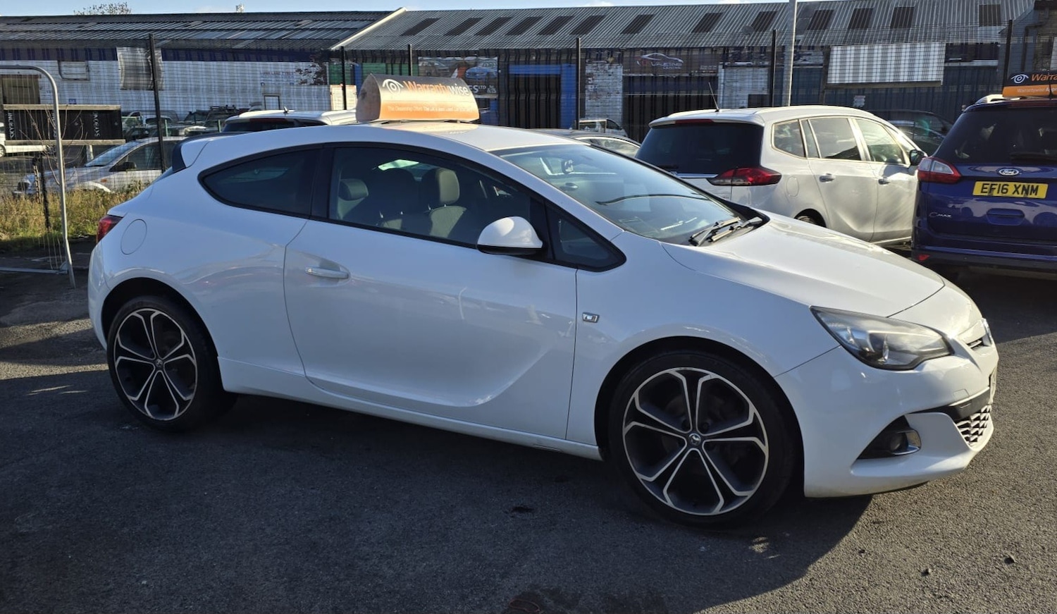 Used Vauxhall Astra GTC 2014 for sale - 76602787: Photo 2