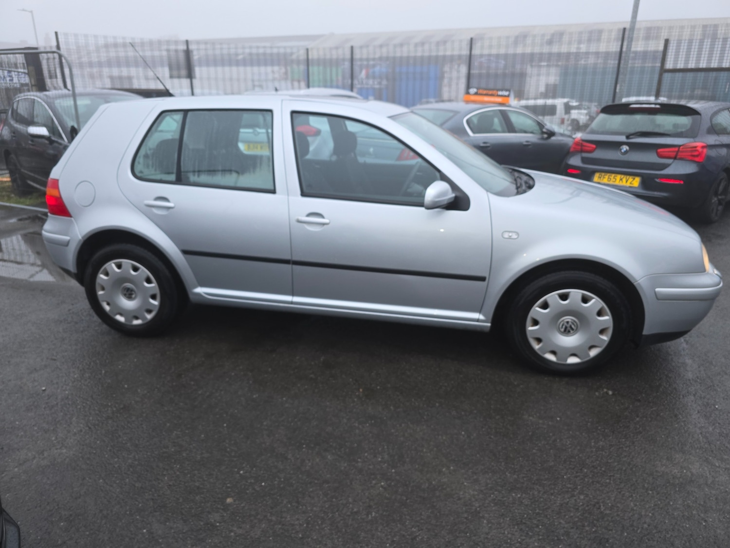 Used Volkswagen Golf 2005 for sale - 77240206: Photo 10