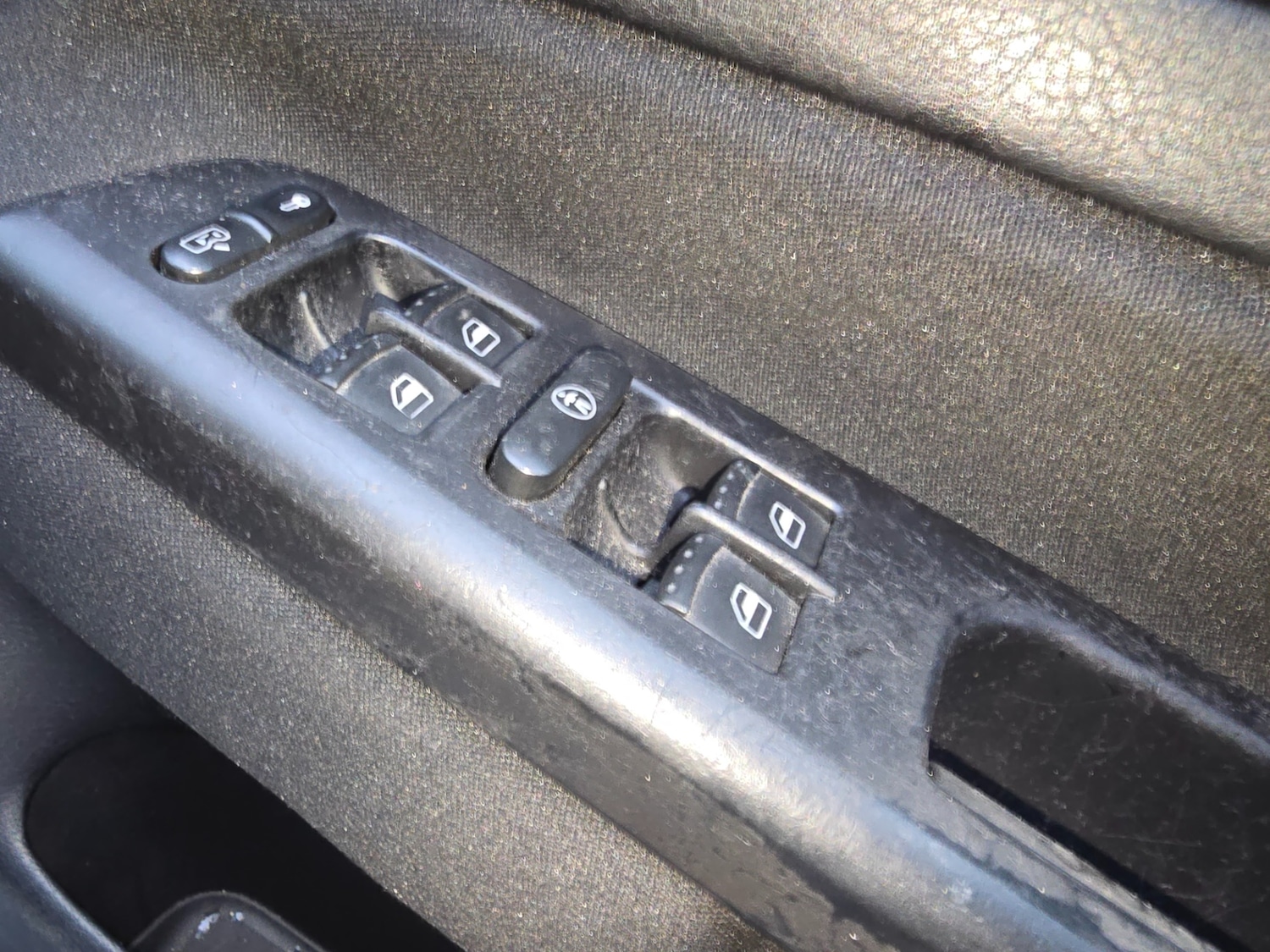 Used Volkswagen Golf 2005 for sale - 77240206: Photo 13