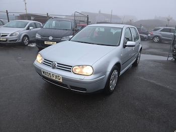 Used Volkswagen Golf 2005 for sale - 77240206: Photo