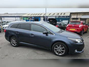 Used Toyota Avensis 2013 for sale - 77318255: Photo