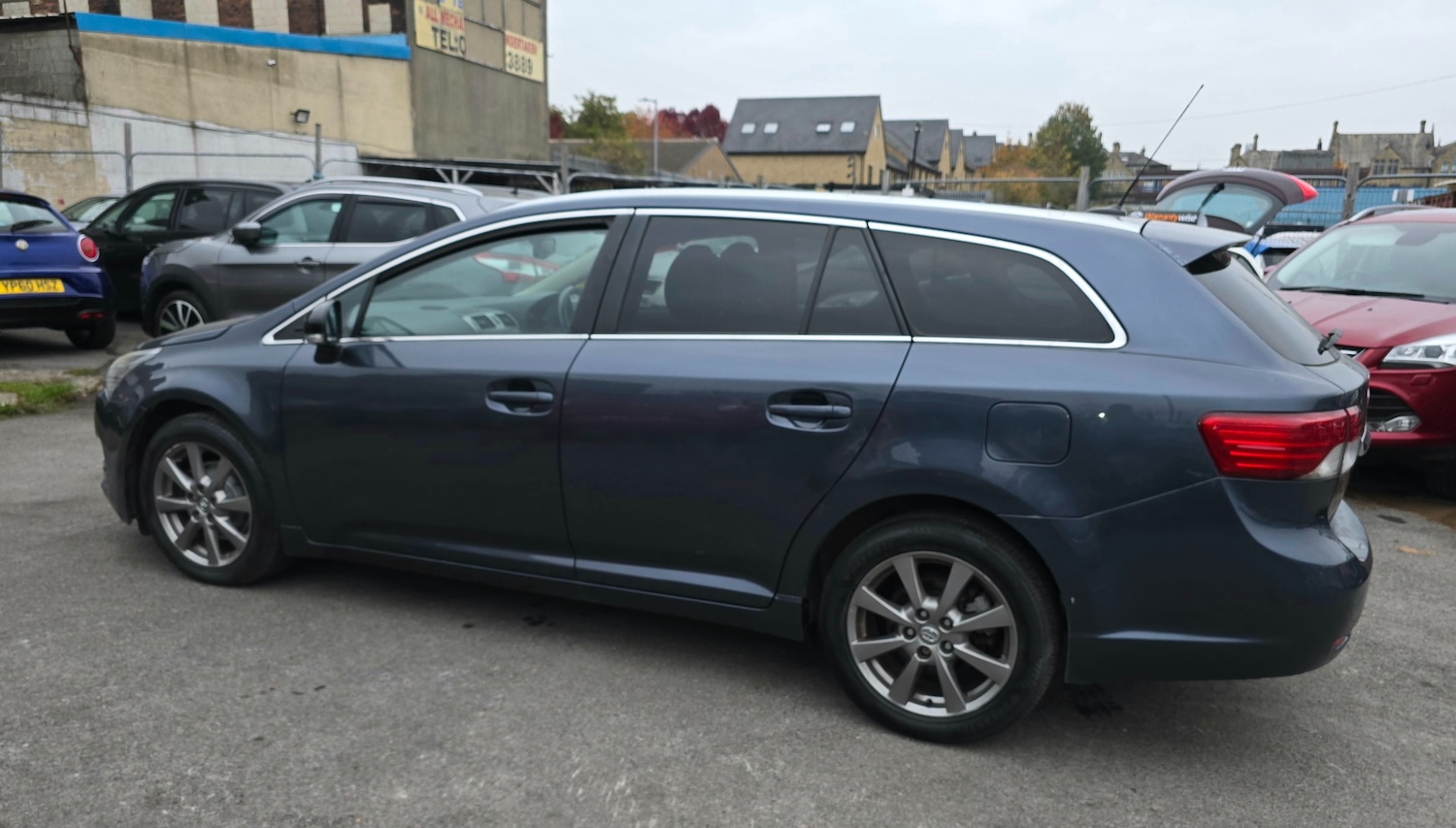 Used Toyota Avensis 2013 for sale - 77318255: Photo 7