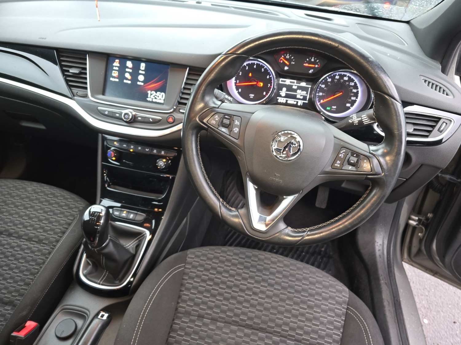 Used Vauxhall Astra 2017 for sale - 76818682: Photo 13