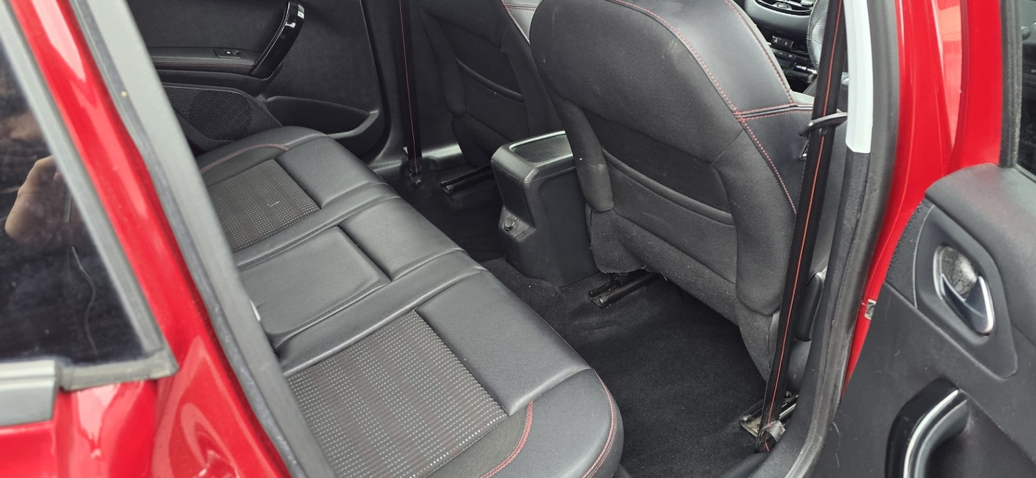 Used Peugeot 2008 2016 for sale - 76129259: Photo 17