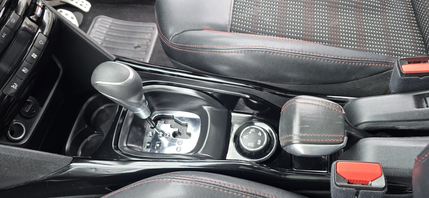 Used Peugeot 2008 2016 for sale - 76129259: Photo 21