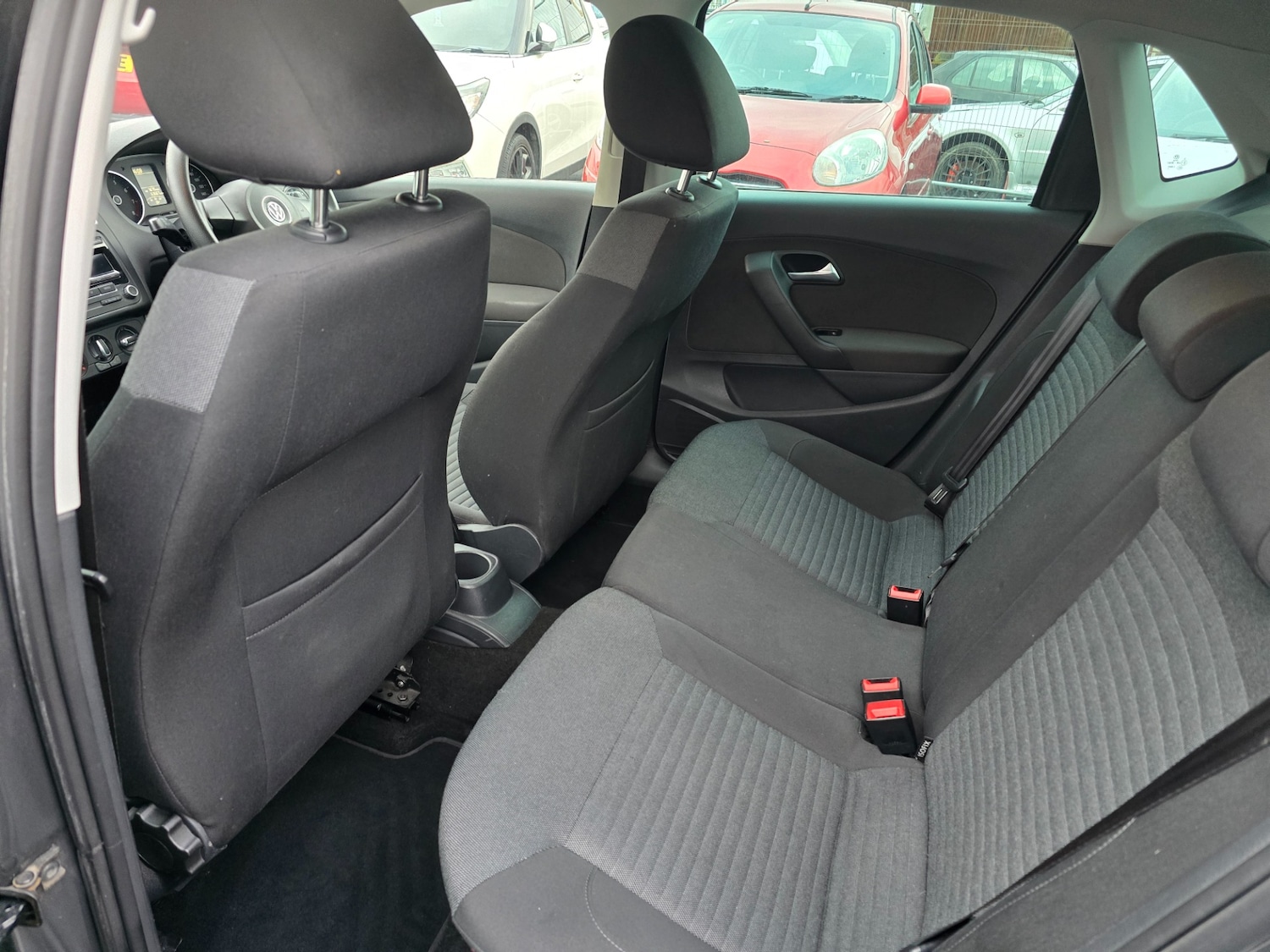 Used Volkswagen Polo 2013 for sale - 77493860: Photo 8