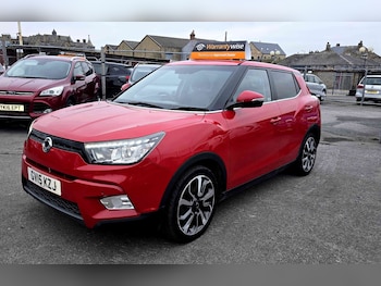 Used Ssangyong Tivoli 2015 for sale - 76258066: Photo