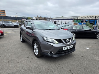 Used Nissan Qashqai 2015 for sale - 79290501: Photo