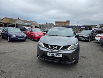 Used Nissan Qashqai 2015 for sale - 79290501: Photo