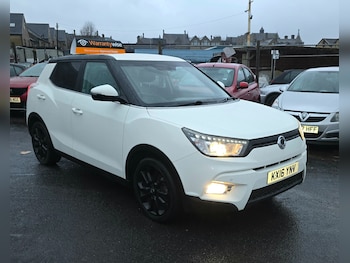 Used Ssangyong Tivoli 2016 for sale - 77135717: Photo