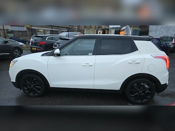 Used Ssangyong Tivoli 2016 for sale - 77135717: Photo