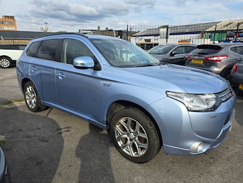 Used Mitsubishi Outlander 2014 for sale - 79359552: Photo
