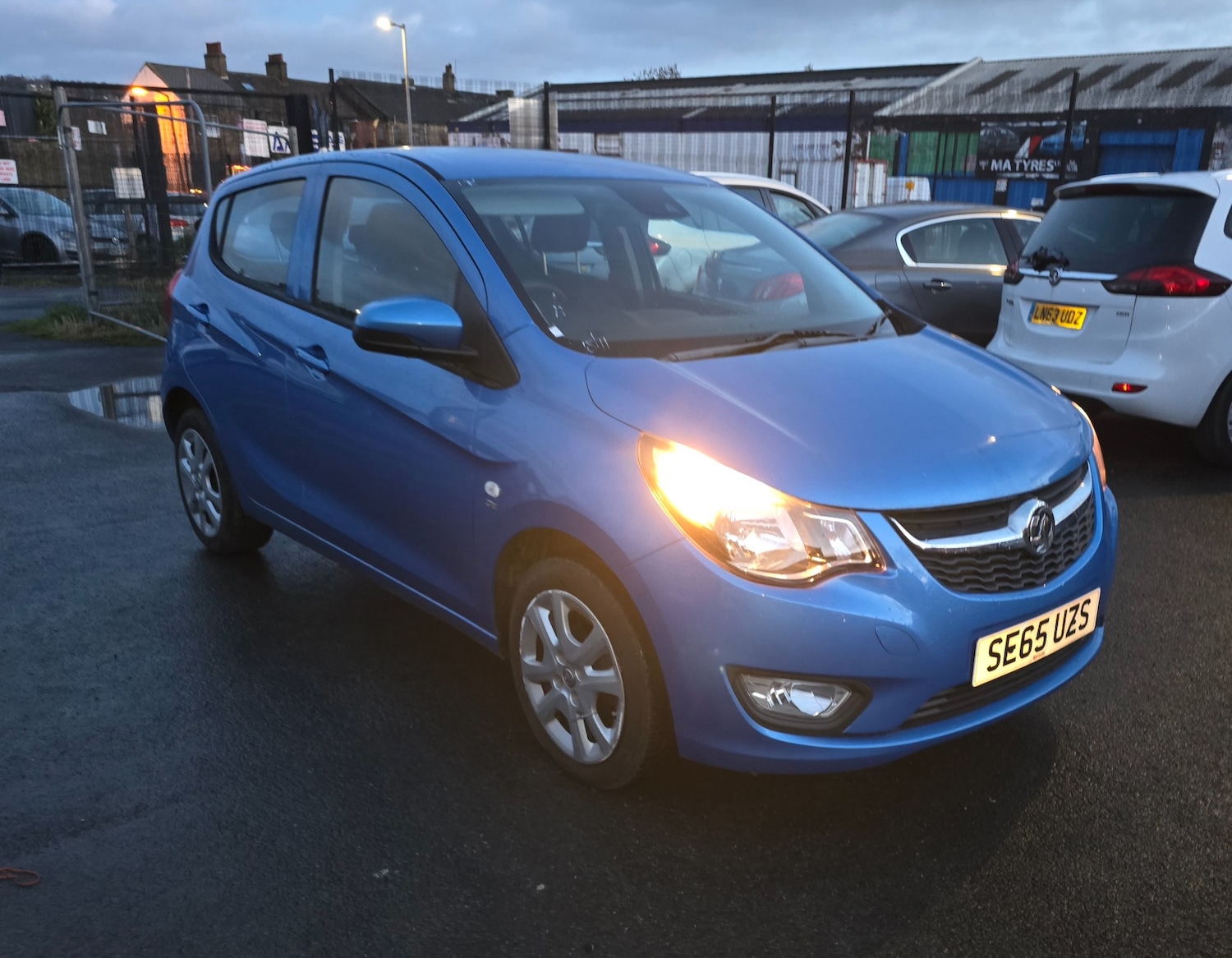 Used Vauxhall Viva 2016 for sale - 76739190: Photo 1