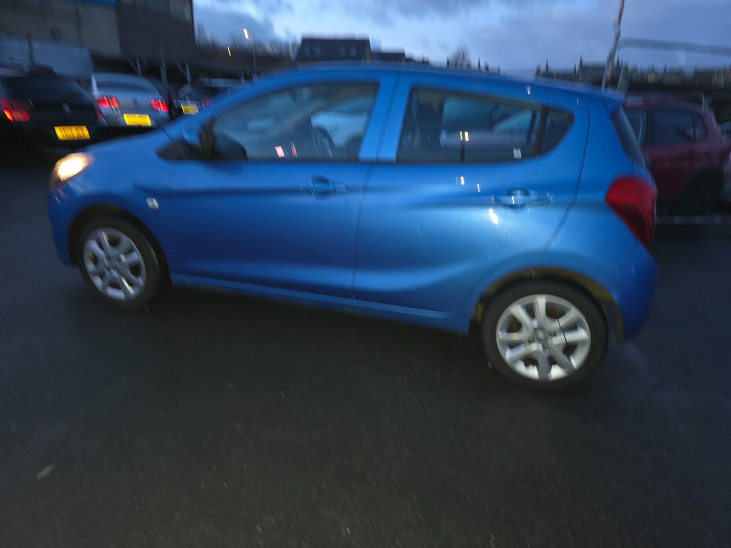 Used Vauxhall Viva 2016 for sale - 76739190: Photo 4