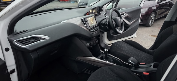 Used Peugeot 2008 2013 for sale - 76281053: Photo 17