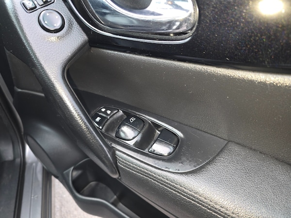 Used Nissan Qashqai 2016 for sale - 76225386: Photo 14