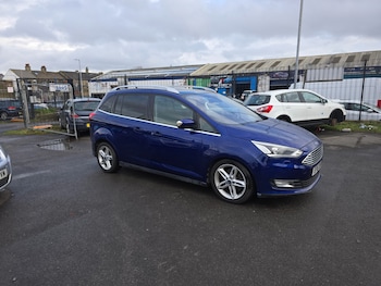 Used Ford Grand C-Max 2016 for sale - 77903659: Photo