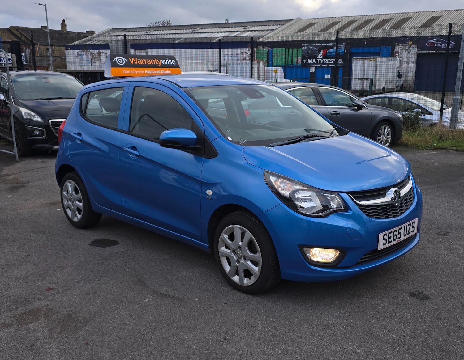 Used Vauxhall Viva 2016 for sale - 77052245: Photo 2
