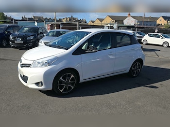 Used Toyota Yaris 2013 for sale - 78897794: Photo