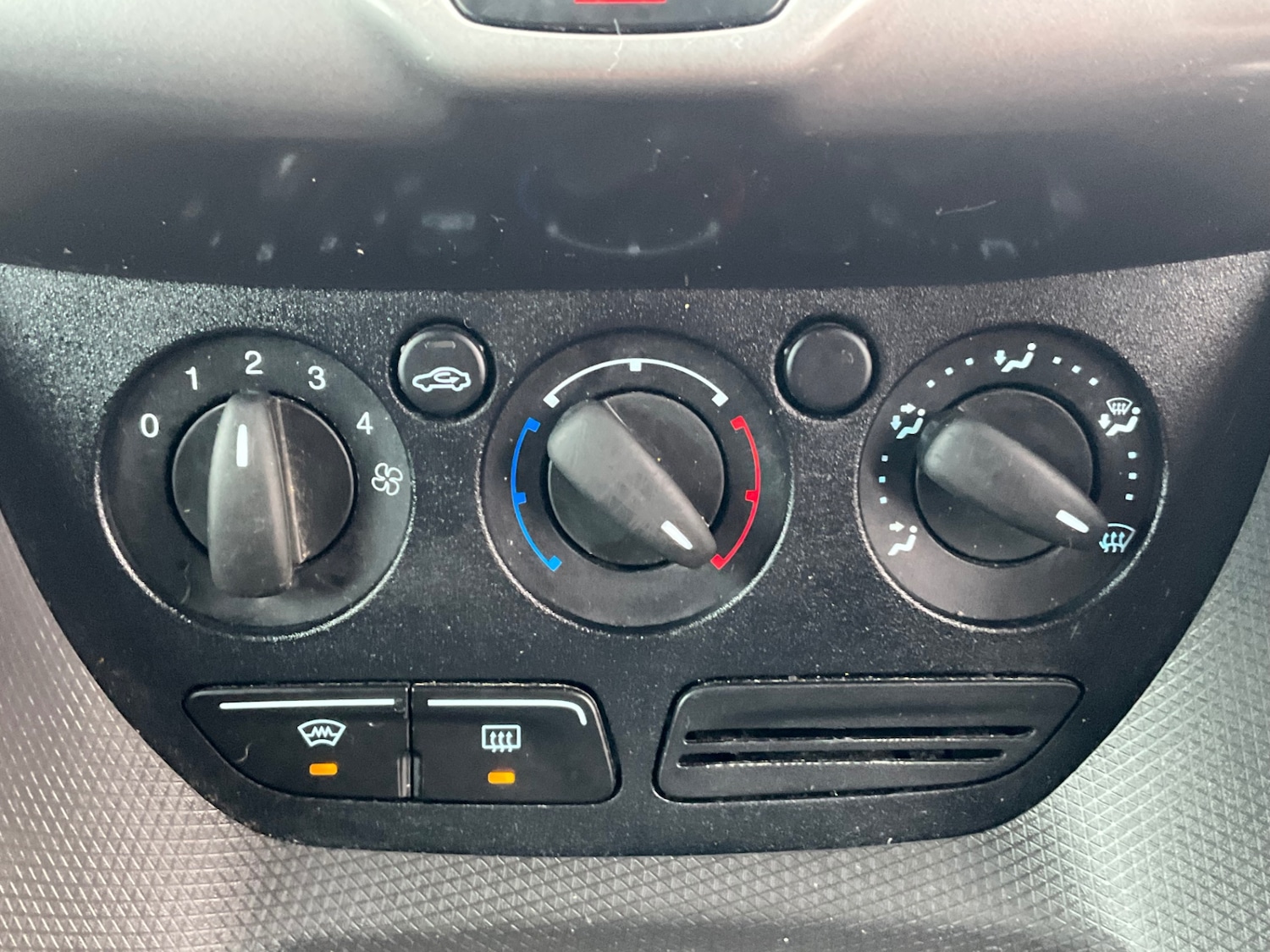 Used Ford Transit Connect 2017 for sale - 77375862: Photo 24