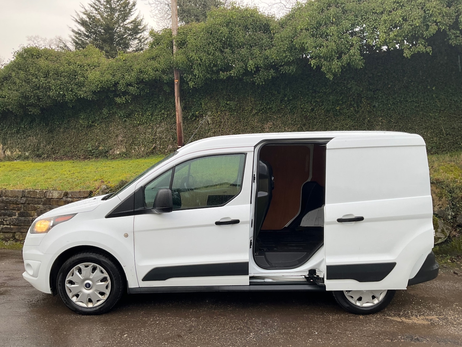 Used Ford Transit Connect 2017 for sale - 77375862: Photo 8