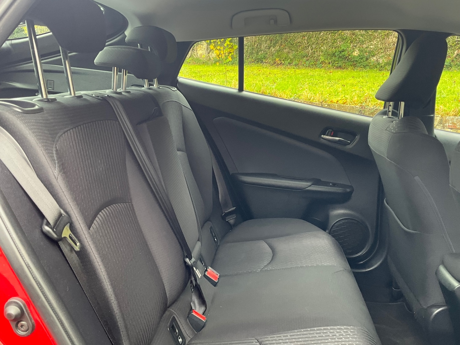 Used Toyota Prius 2017 for sale - 76422150: Photo 14