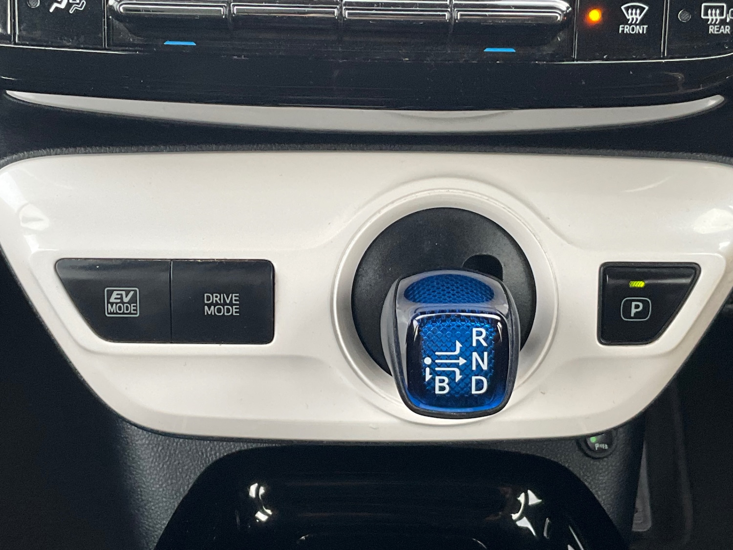 Used Toyota Prius 2017 for sale - 76422150: Photo 19