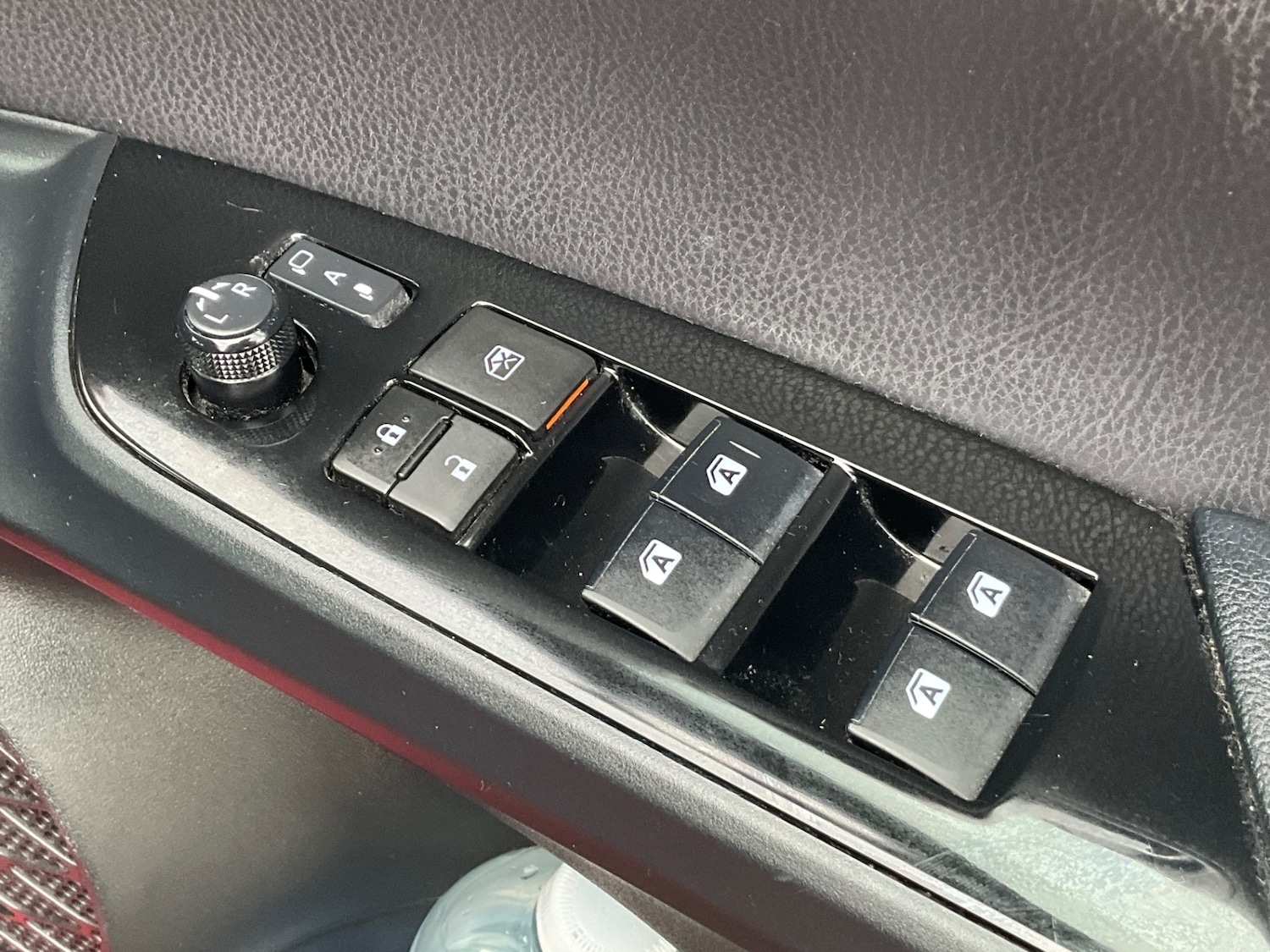 Used Toyota Prius 2017 for sale - 76422150: Photo 21