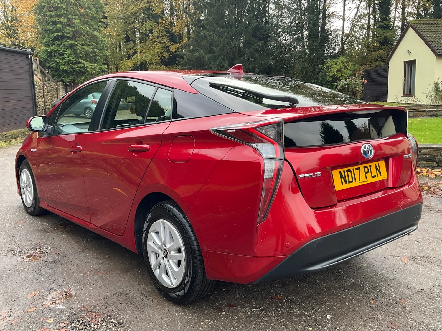 Used Toyota Prius 2017 for sale - 76422150: Photo 4