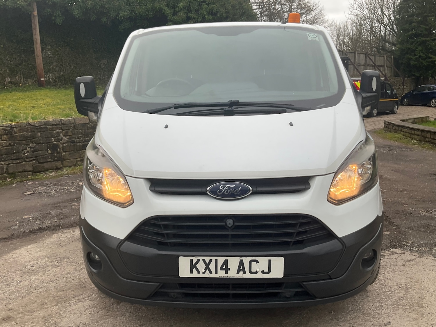 Used Ford Transit Custom 2014 for sale - 77718072: Photo 2