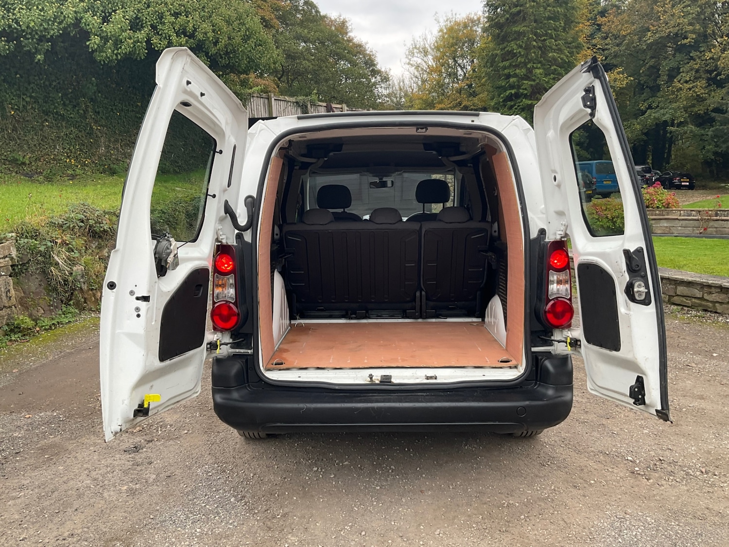 Used Peugeot Partner 2014 for sale - 76403195: Photo 11