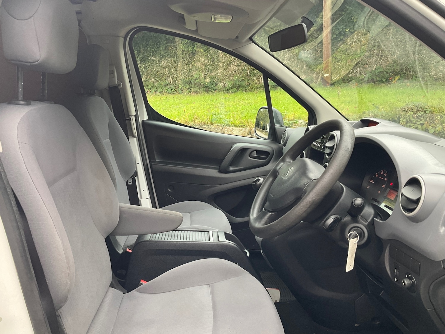 Used Peugeot Partner 2014 for sale - 76403195: Photo 14