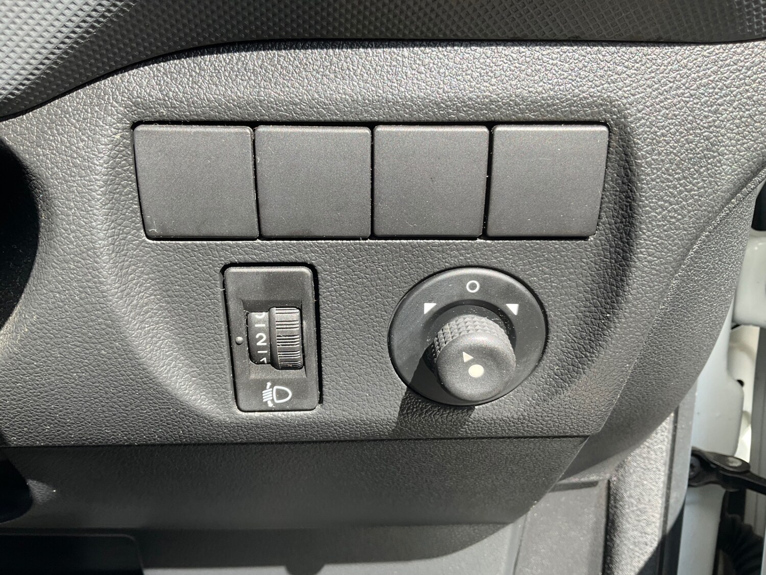 Used Peugeot Partner 2014 for sale - 76403195: Photo 25