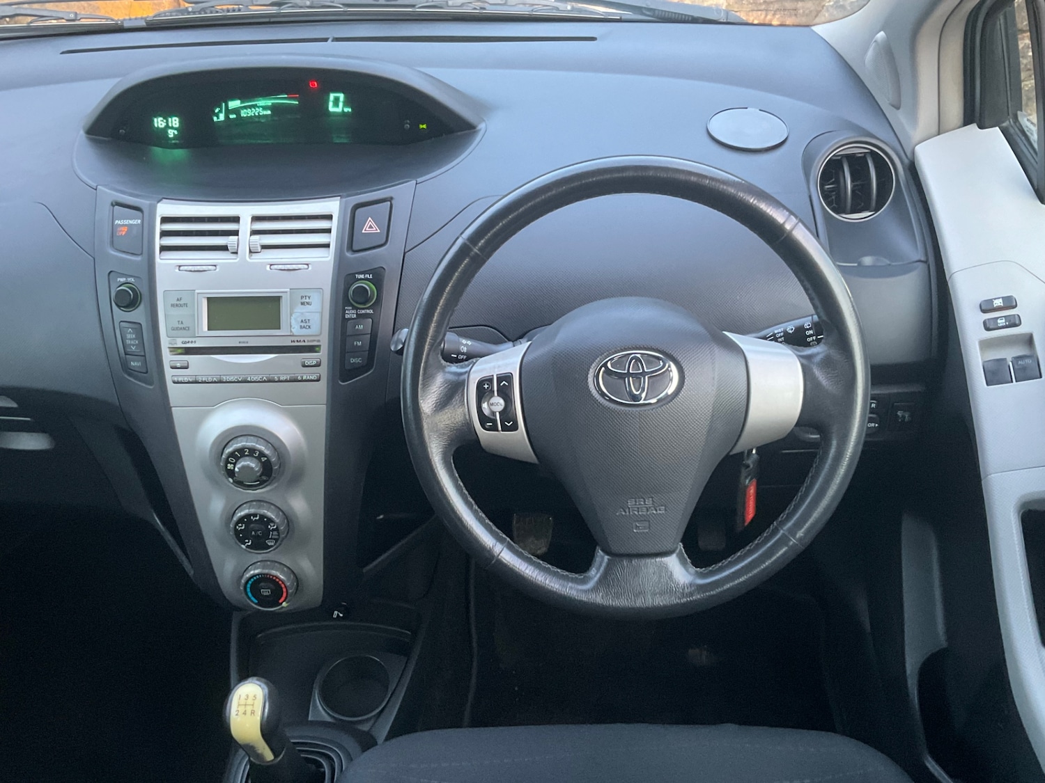 Used Toyota Yaris 2007 for sale - 77264224: Photo 23