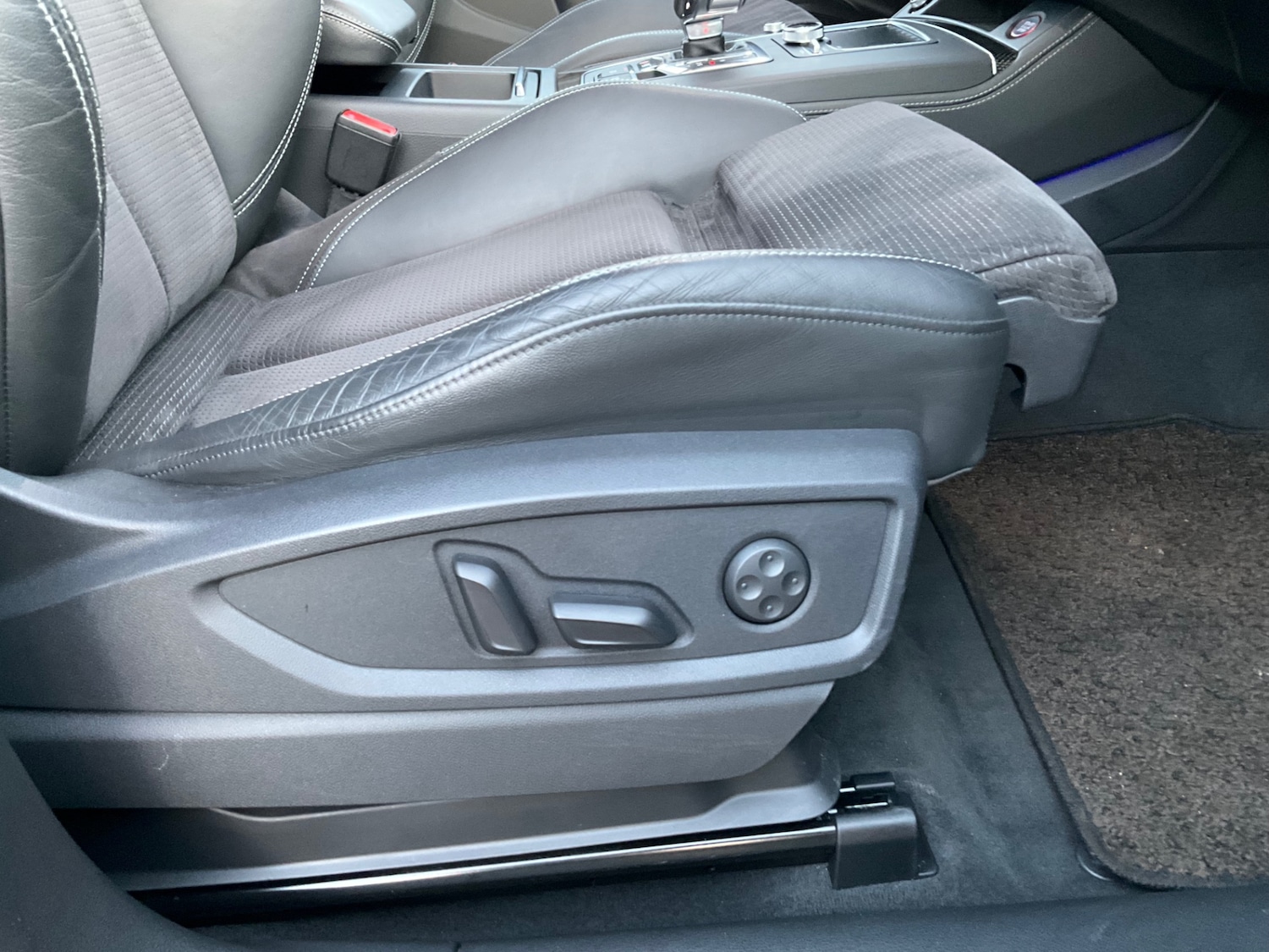 Used Audi Q5 2017 for sale - 76722025: Photo 12