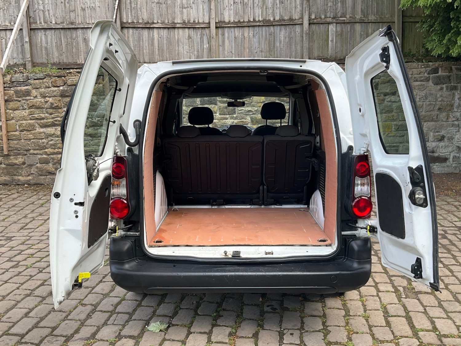 Used Peugeot Partner 2014 for sale - 76864260: Photo 10