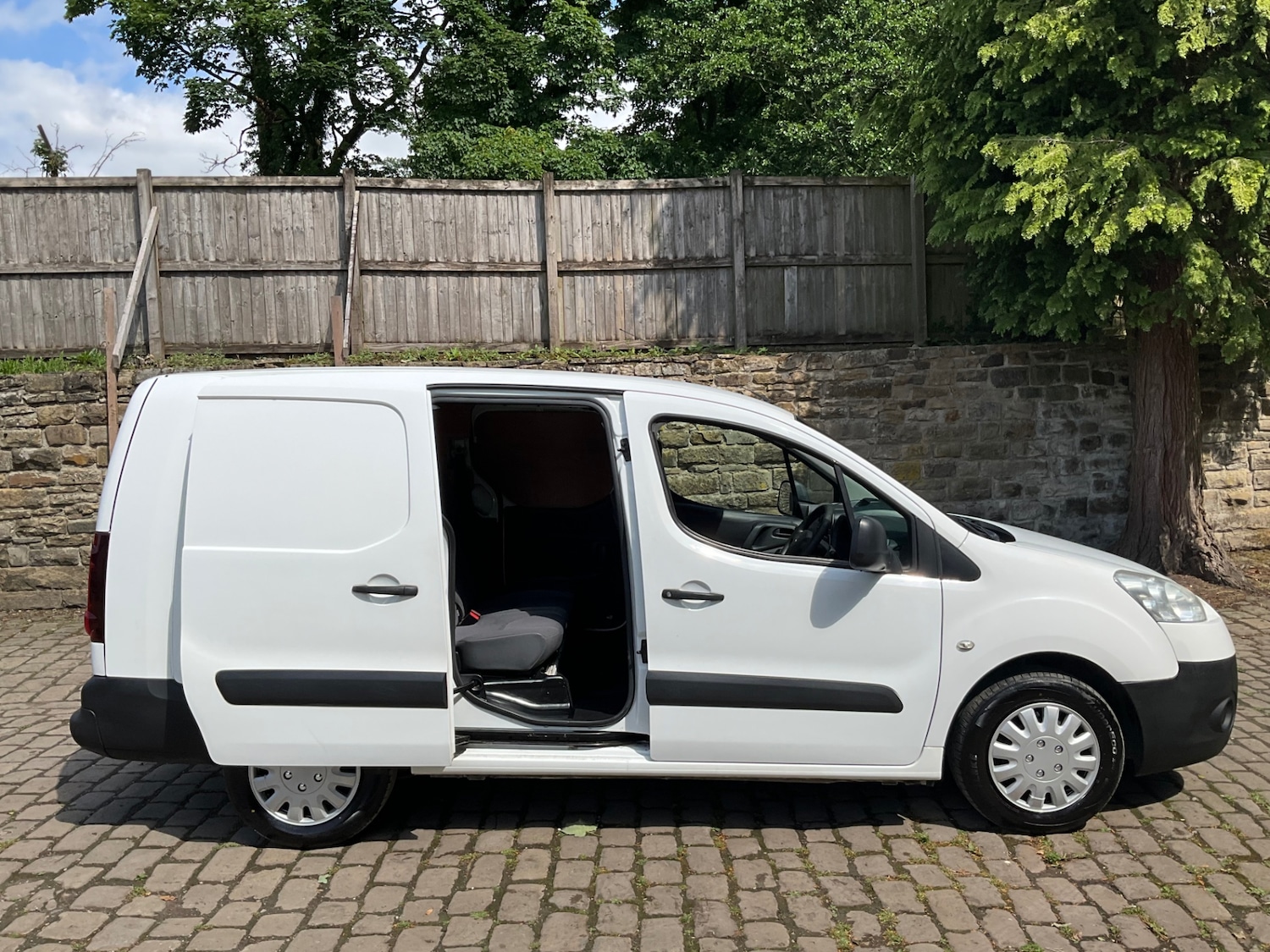 Used Peugeot Partner 2014 for sale - 76864260: Photo 13