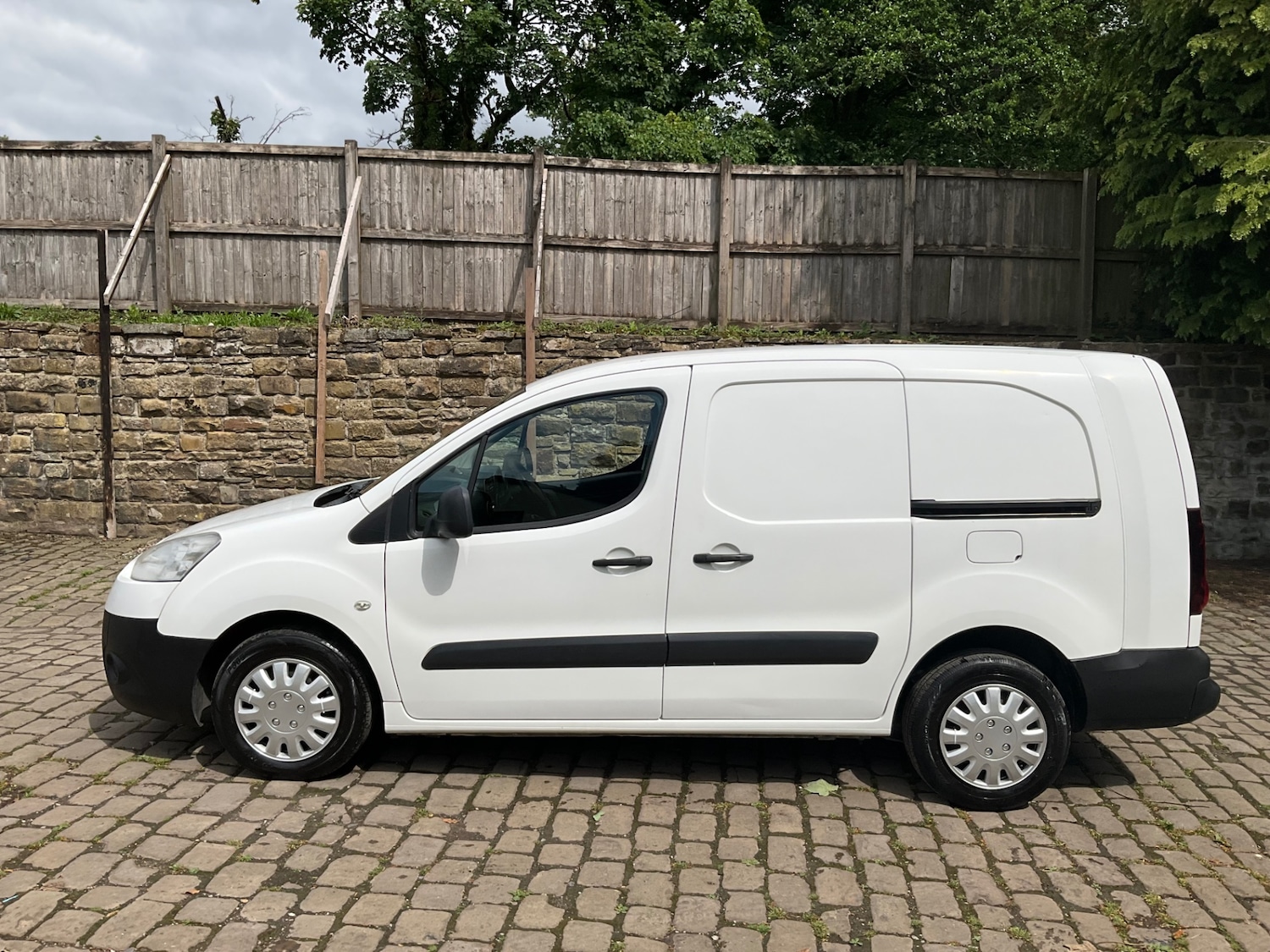 Used Peugeot Partner 2014 for sale - 76864260: Photo 14