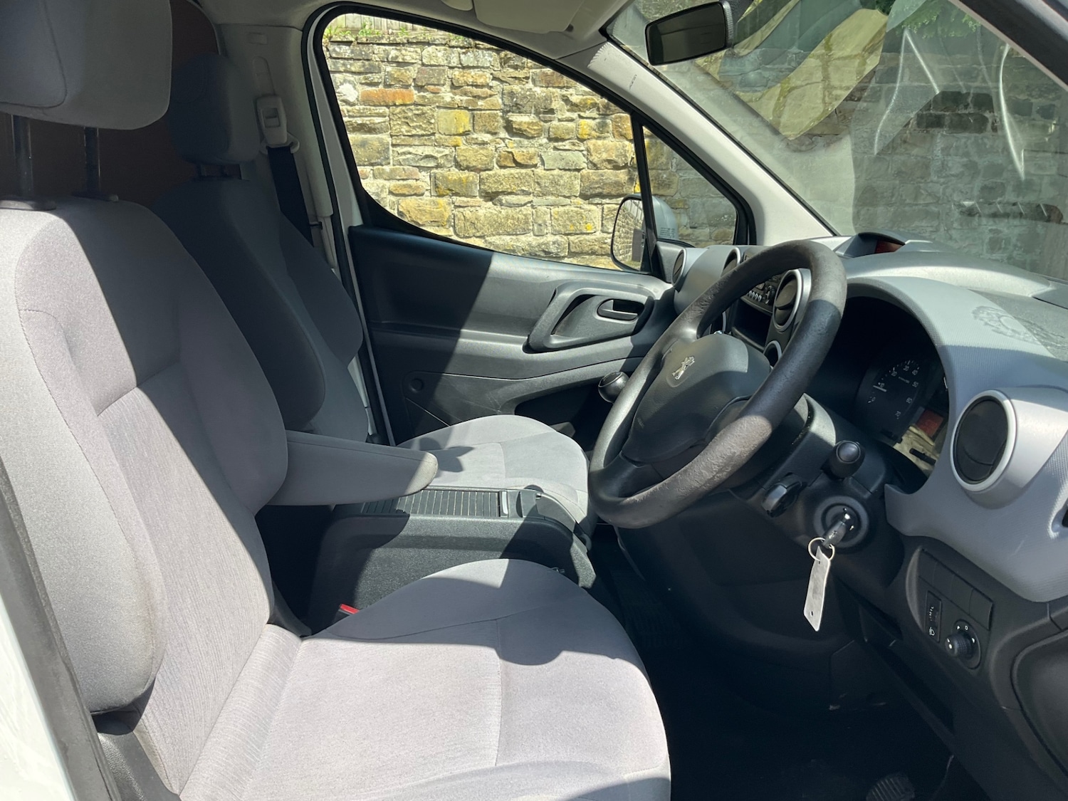 Used Peugeot Partner 2014 for sale - 76864260: Photo 17