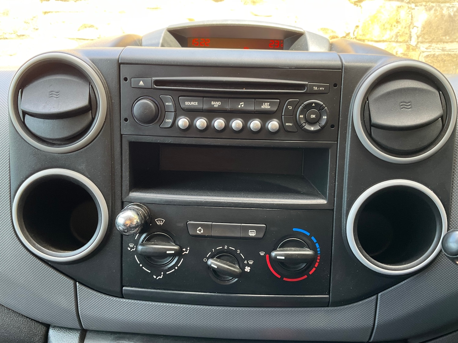 Used Peugeot Partner 2014 for sale - 76864260: Photo 32